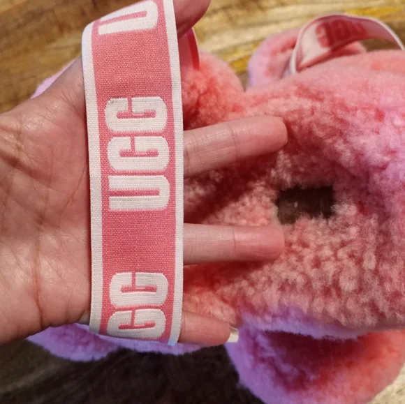 4/$20 UGG Hot Pink Fluffita Platform Sandals - Picture 12 of 16